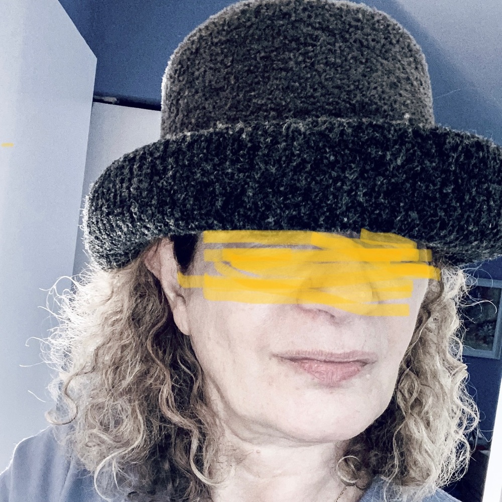 Cute grey brim hat